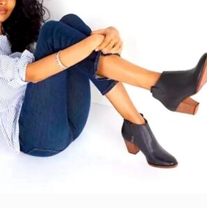 Madewell black women's ankle booties size 8